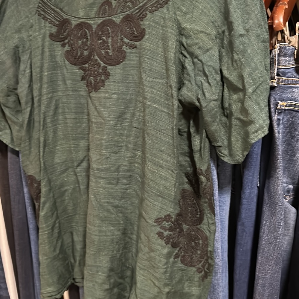Joie silk shirt sleeve top - Picture 3 of 7